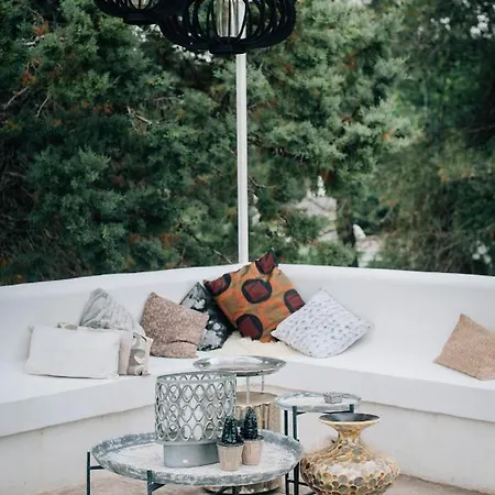 Yours Trulli 酒店 *