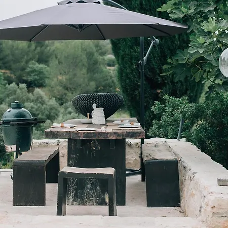 Yours Trulli Отель *