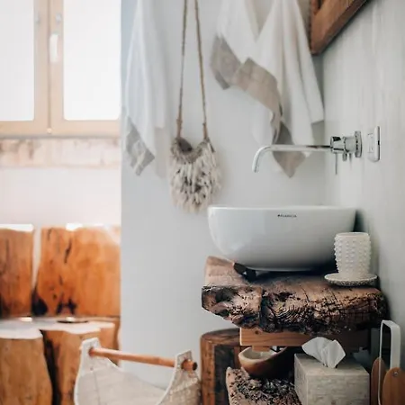 Yours Trulli Отель *