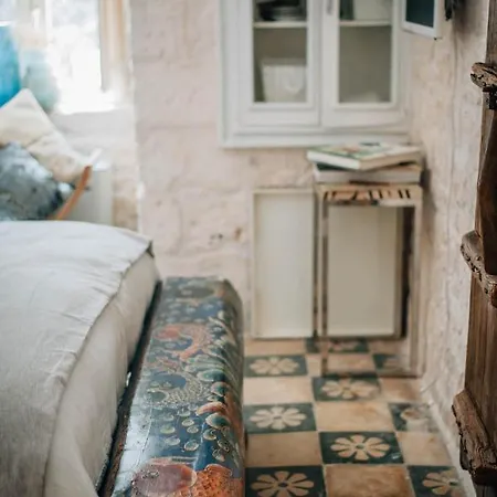 Yours Trulli Bed & Breakfast *