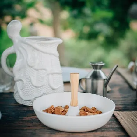 Yours Trulli Bed & Breakfast *