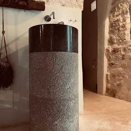 Yours Trulli Bed & Breakfast