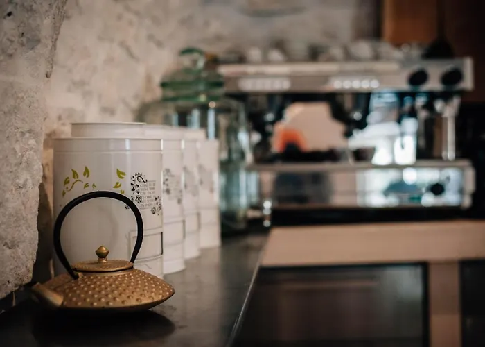 Yours Trulli Hotell *